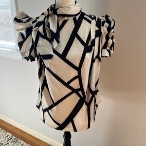 Chic Black and White Geometric Women's Top